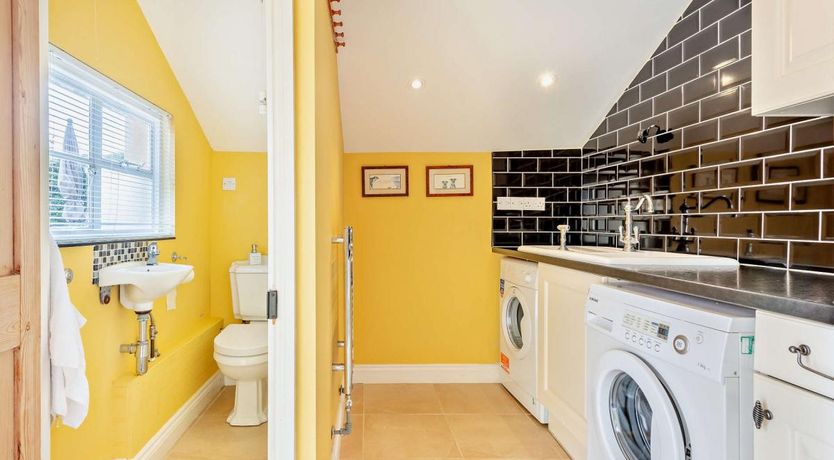 Photo of 3 Bed in Gillingham