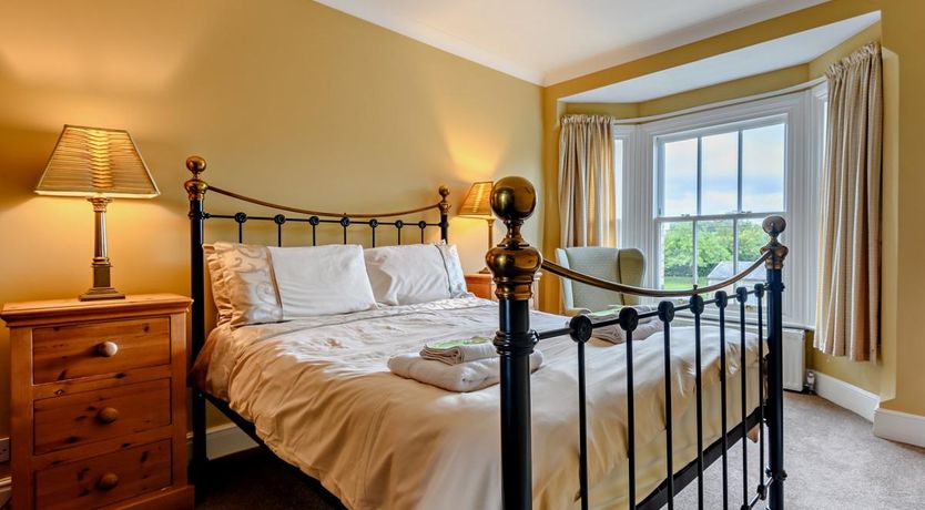 Photo of 3 Bed in Gillingham