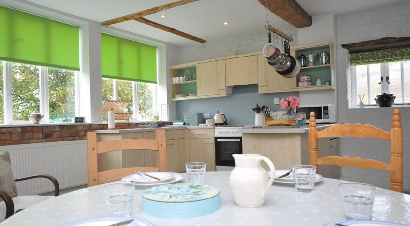 Photo of 3 Bed in Ettington