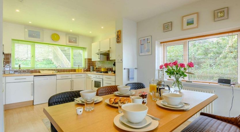 Photo of 3 Bed in Brixham