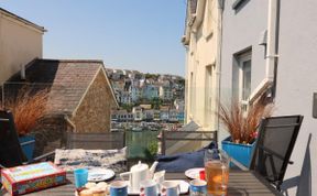 Photo of in Brixham (BX067)