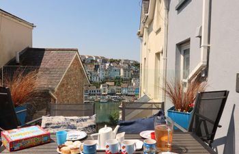 in Brixham (BX067) Holiday Cottage
