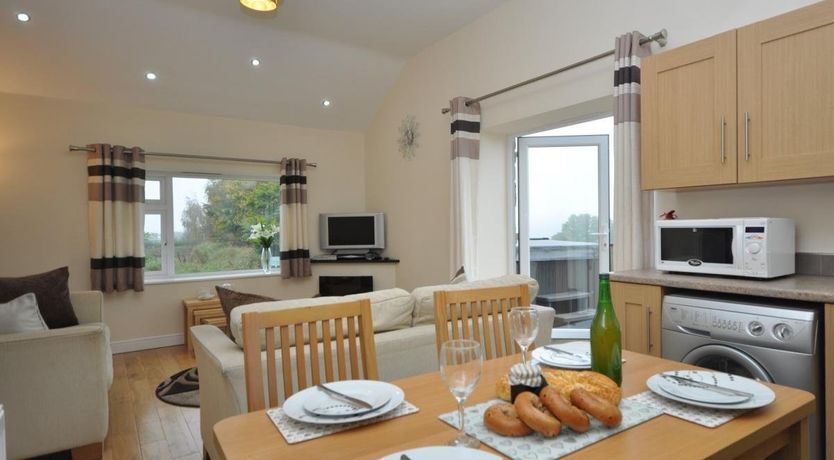 Photo of 2 Bed in Blakeney