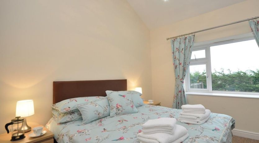 Photo of 2 Bed in Blakeney