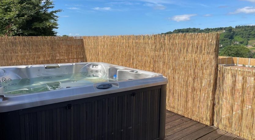 Photo of 2 Bed in Blakeney