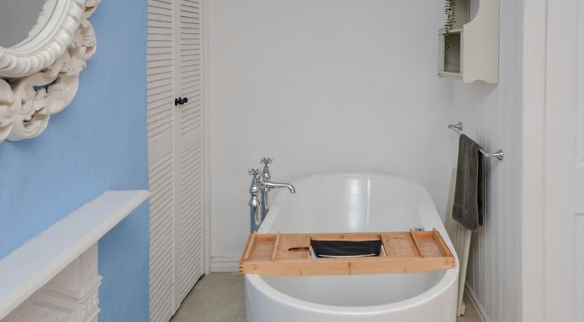 Photo of 2 Bed in Brixham