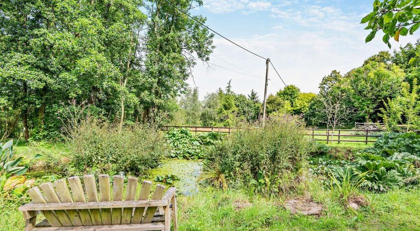 Photo of 1 Bed in Trebudannon