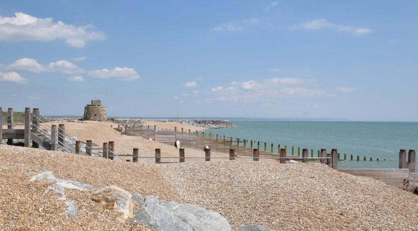 Photo of 2 Bed in Eastbourne
