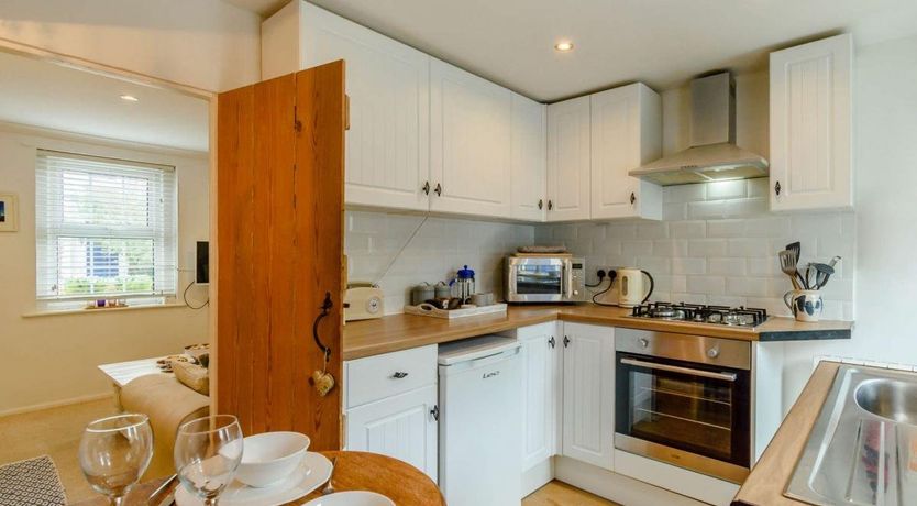 Photo of 1 Bed in Eastbourne