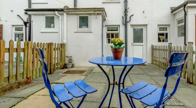 Photo of 1 Bed in Eastbourne