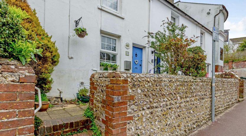 Photo of 1 Bed in Eastbourne