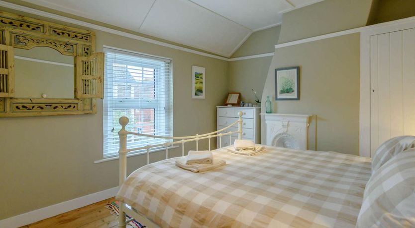 Photo of 1 Bed in Eastbourne