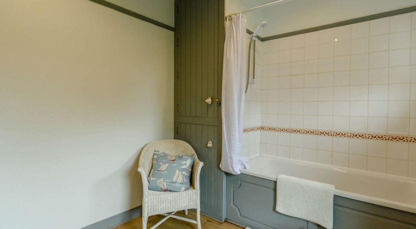 Photo of 1 Bed in Eastbourne