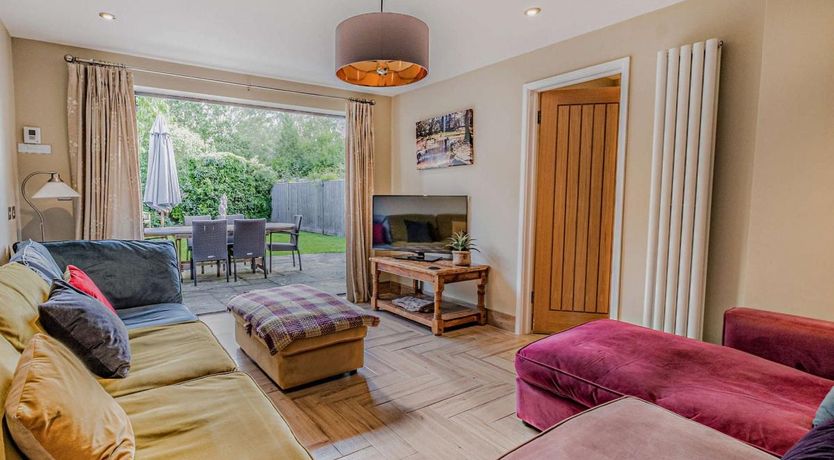 Photo of 3 Bed in Brockenhurst