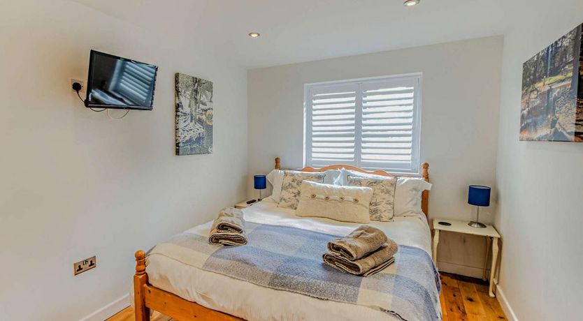 Photo of 3 Bed in Brockenhurst