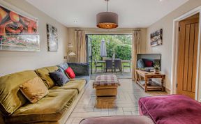 Photo of in Brockenhurst (55301)