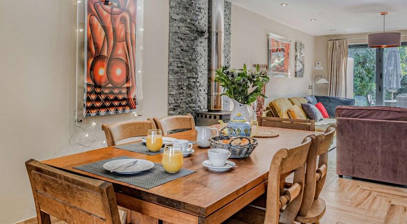 Photo of 3 Bed in Brockenhurst