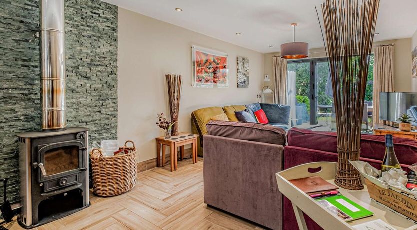 Photo of 3 Bed in Brockenhurst