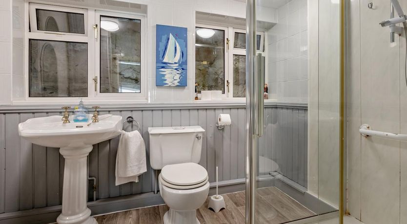 Photo of 2 Bed in Brixham