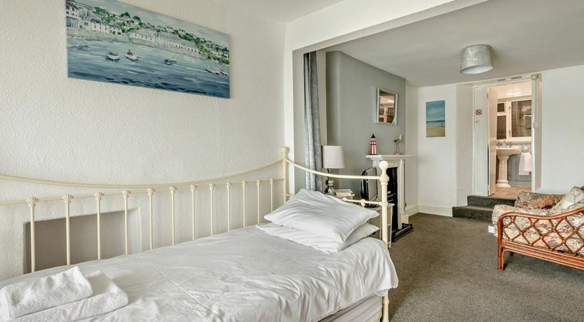 Photo of 2 Bed in Brixham