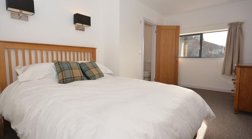 Photo of 2 Bed in Abergavenny