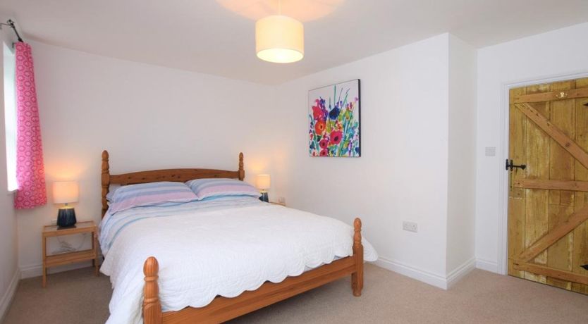Photo of 2 Bed in Appledore