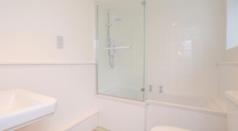 Photo of 2 Bed in Appledore