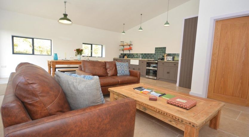 Photo of 5 Bed in Llanvihangel Crucorney