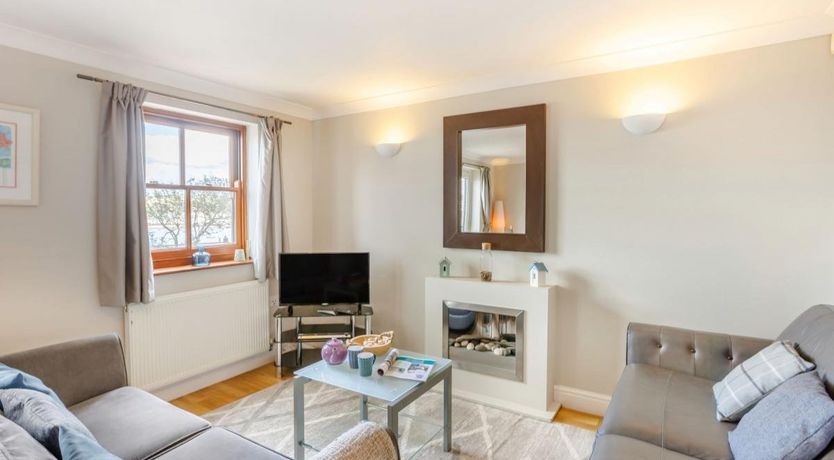 Photo of 3 Bed in Appledore