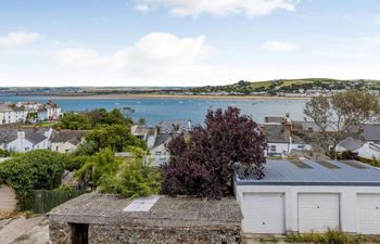 in Appledore (00851) Holiday Cottage