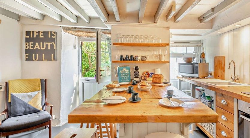 Photo of 1 Bed in Brixham