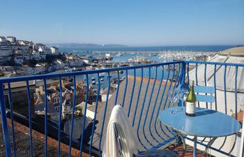 in Brixham (BX069) Holiday Cottage