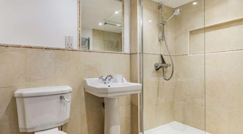 Photo of 3 Bed in Brixham