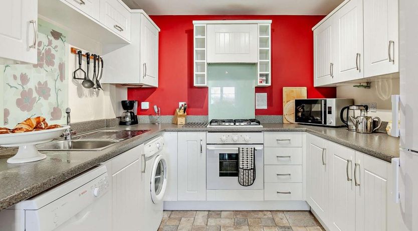 Photo of 3 Bed in Eastbourne