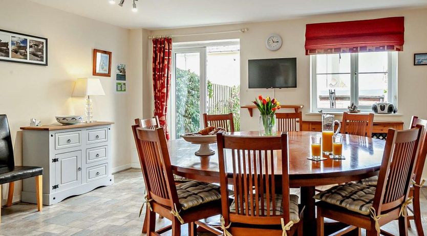 Photo of 3 Bed in Eastbourne