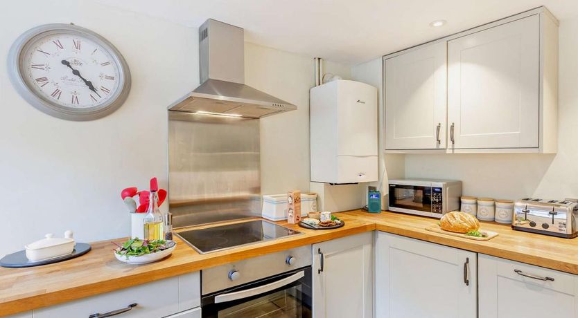 Photo of 2 Bed in Stow on the Wold