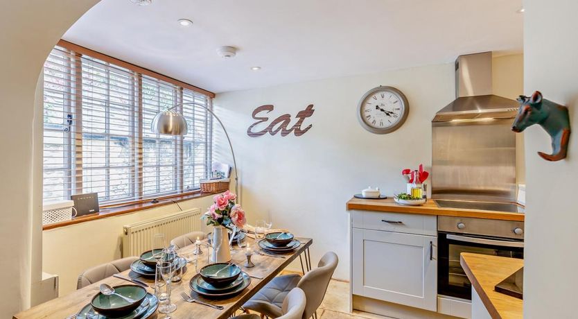 Photo of 2 Bed in Stow on the Wold