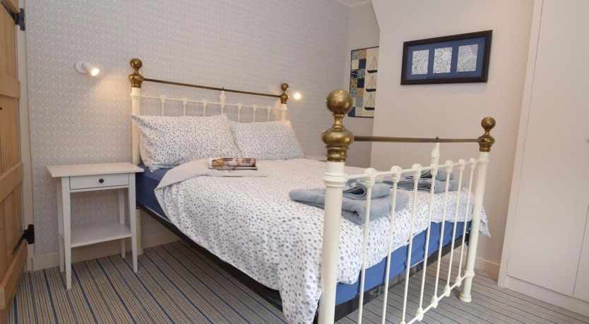 Photo of 1 Bed in Eastbourne