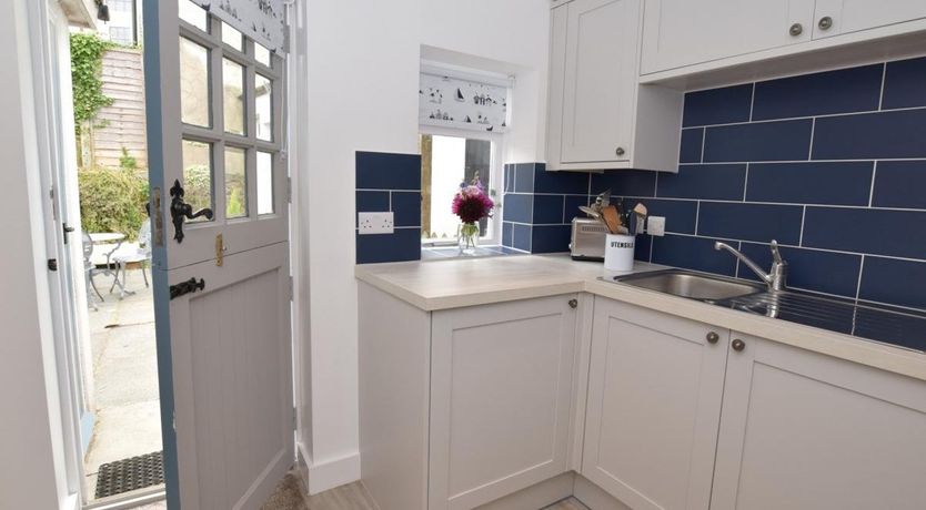 Photo of 1 Bed in Eastbourne