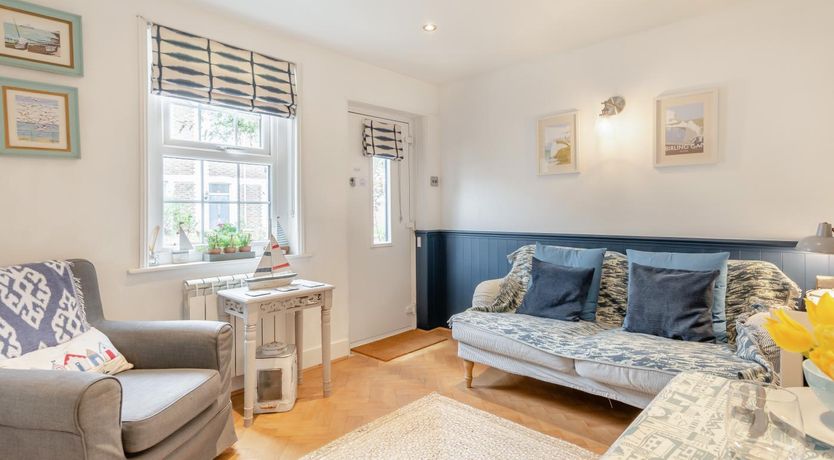 Photo of 1 Bed in Eastbourne