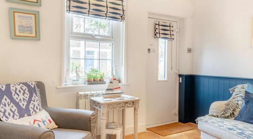 Photo of 1 Bed in Eastbourne