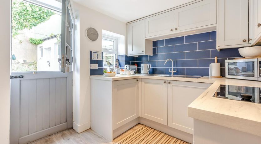Photo of 1 Bed in Eastbourne