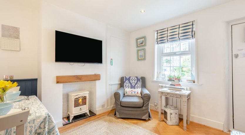 Photo of 1 Bed in Eastbourne