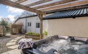 Photo of in High Bickington  (55321)