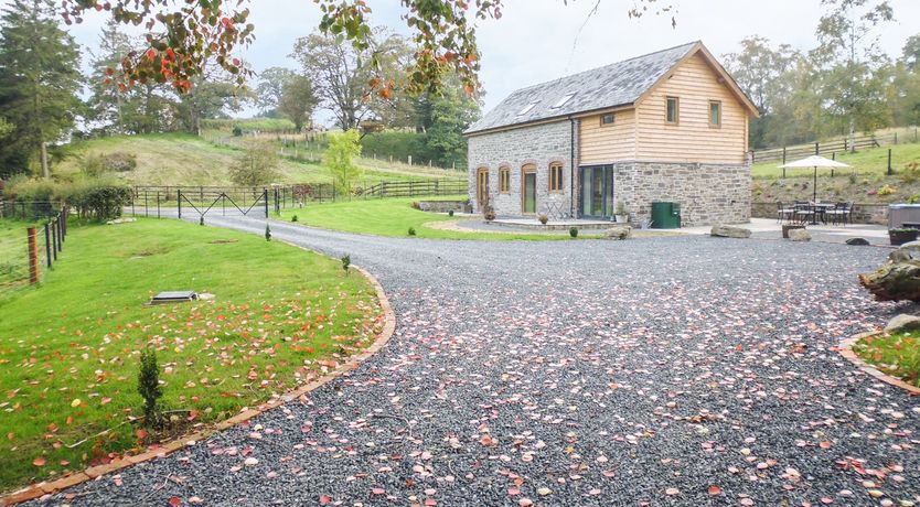 Photo of Tynddol Barn