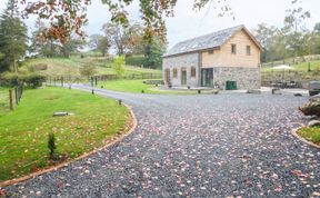 Photo of Tynddol Barn