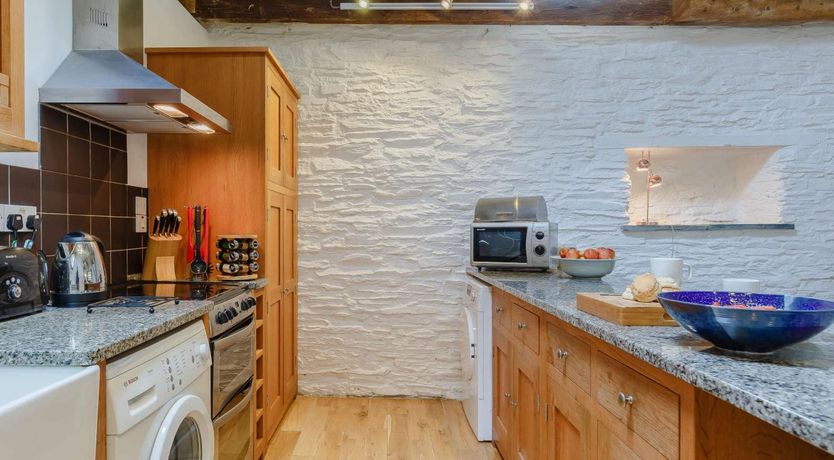 Photo of 2 Bed in Fowey
