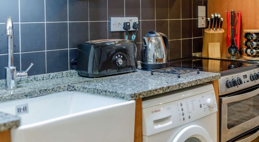 Photo of 2 Bed in Golant