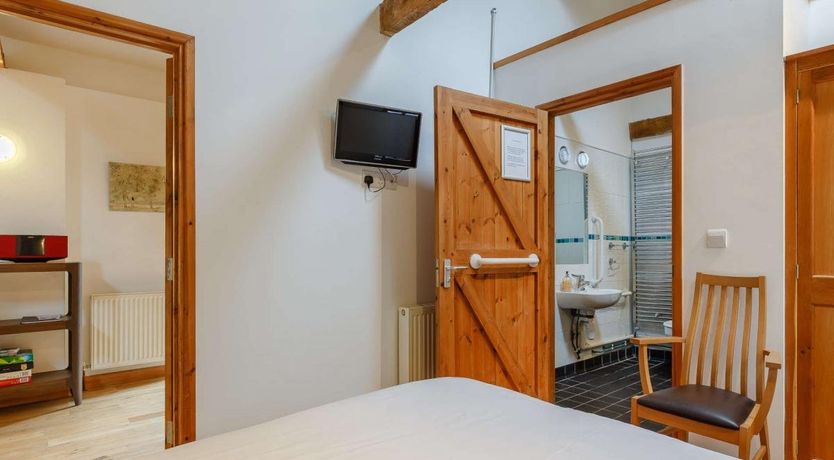 Photo of 2 Bed in Golant