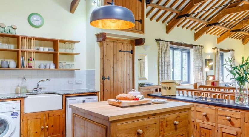 Photo of 3 Bed in Golant